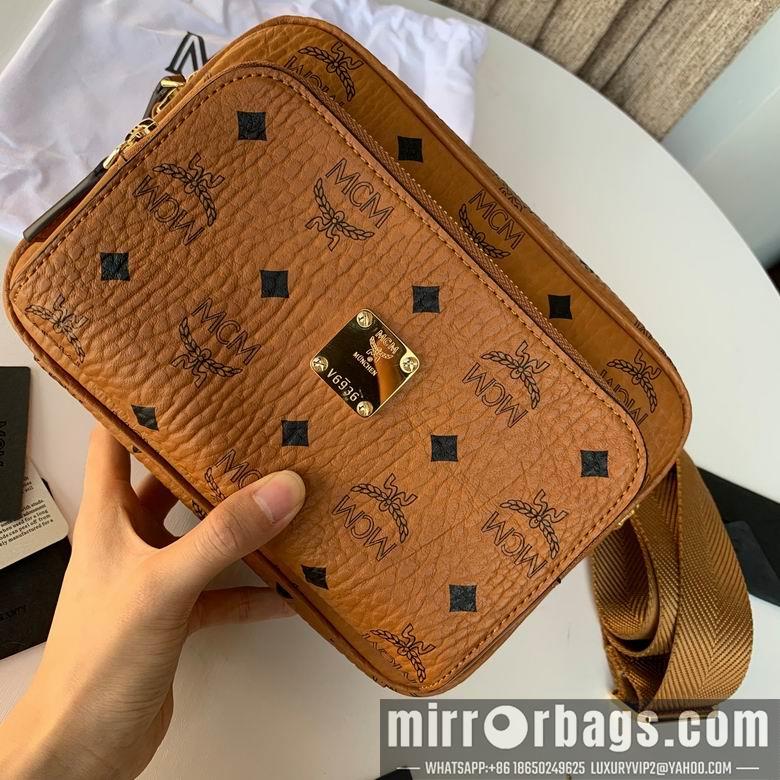 MCM Bags MCM 22x15x8cm DY 3