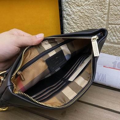 Burberry Bags 33065-1 29X18X3cm WP