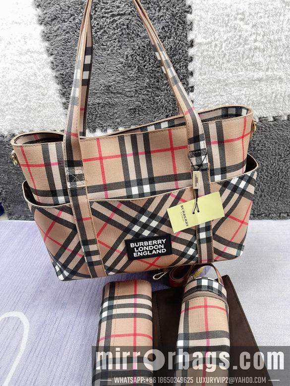 Burberry Bags Burberry 38x30x15cm CX