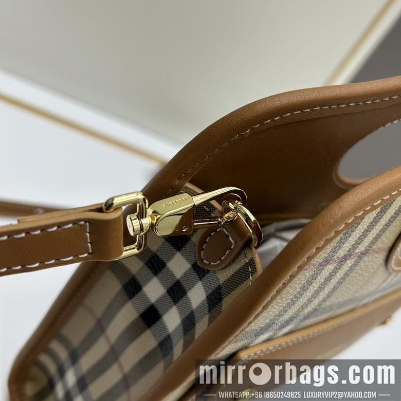 Burberry Bags Bur 8320 23x6x26.5cm ww1