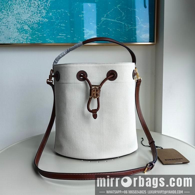 Burberry Bags 16X26X26cm 070906 IQ