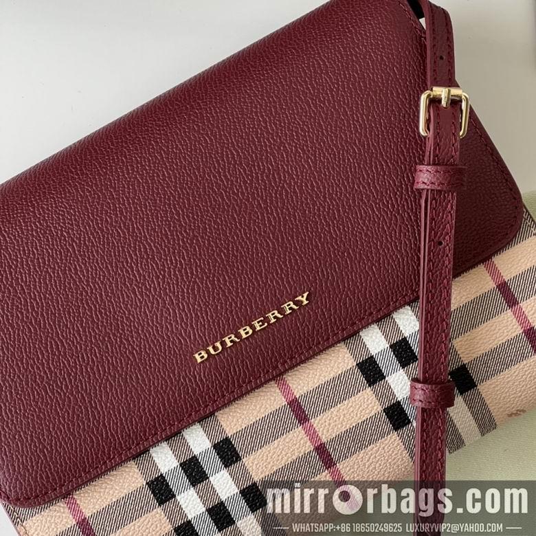 Burberry Bags 40609731 22X17X5.5cm YG 3colour