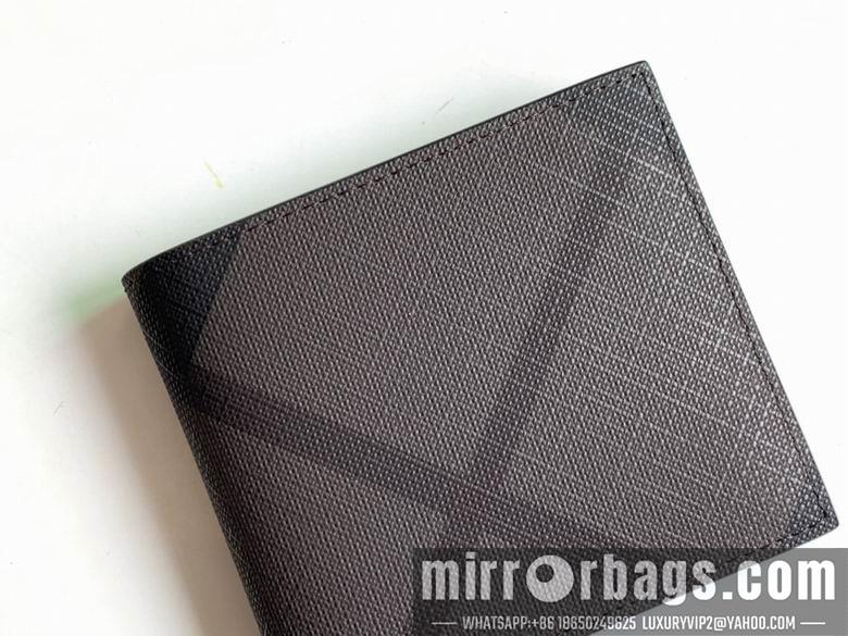 Burberry Bags 40520871 11X10cm YG 3colour
