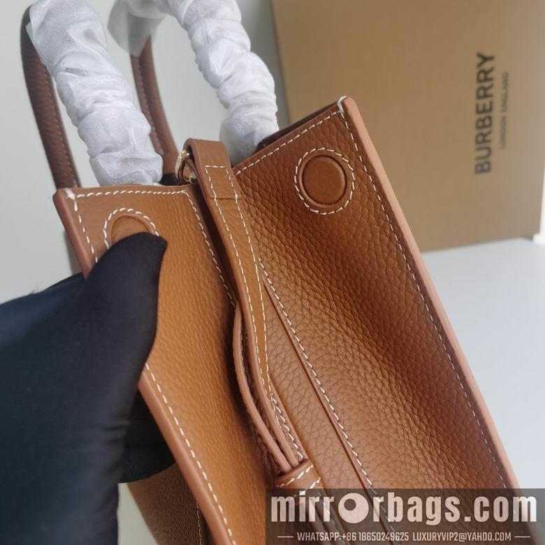 Burberry Bags 80490451 27x11x20cm HQ