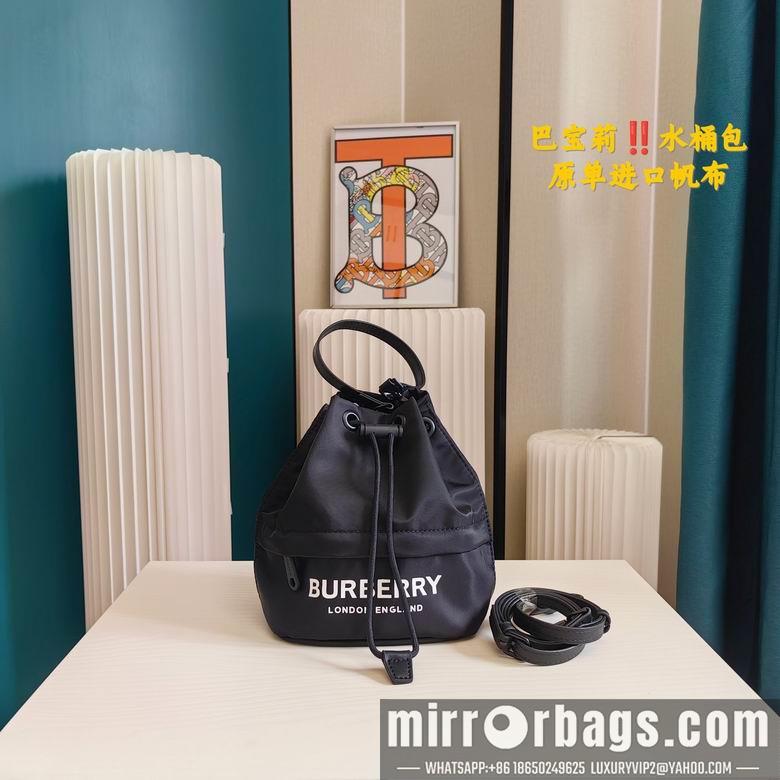Burberry Bags 18X22cm 060827 XMY 2colour