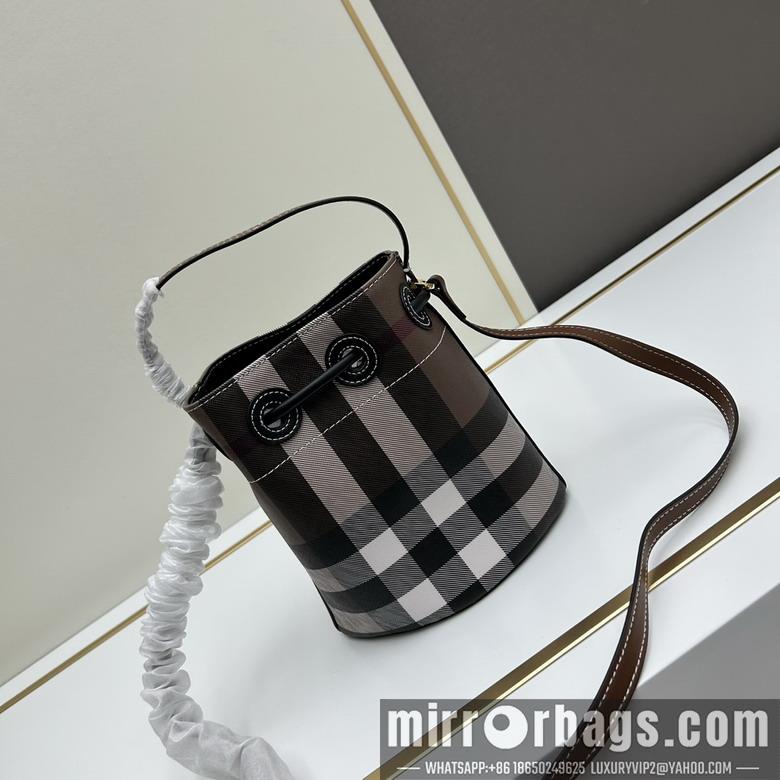 Burberry Bags Bur 8054 16.5x11x18.5cm ww