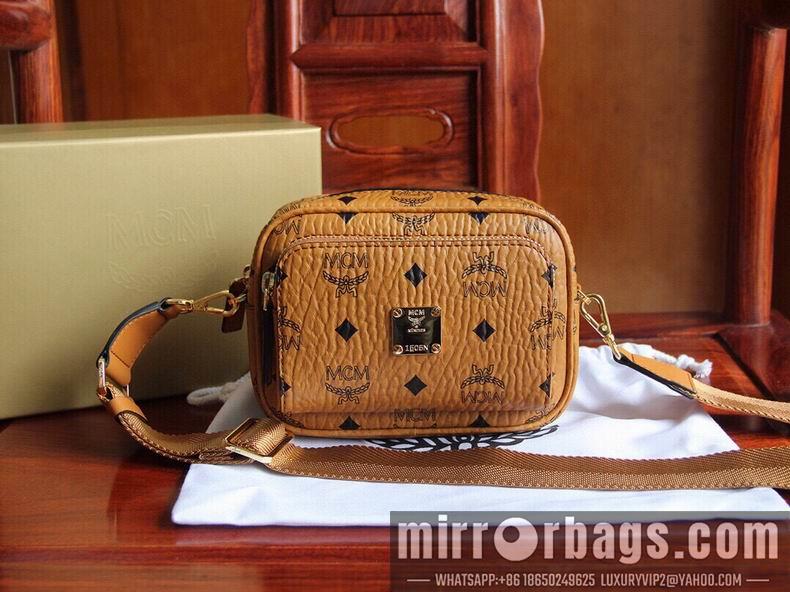 MCM Bags MCM 22X15X9 18X12.5X8.5cm dy1