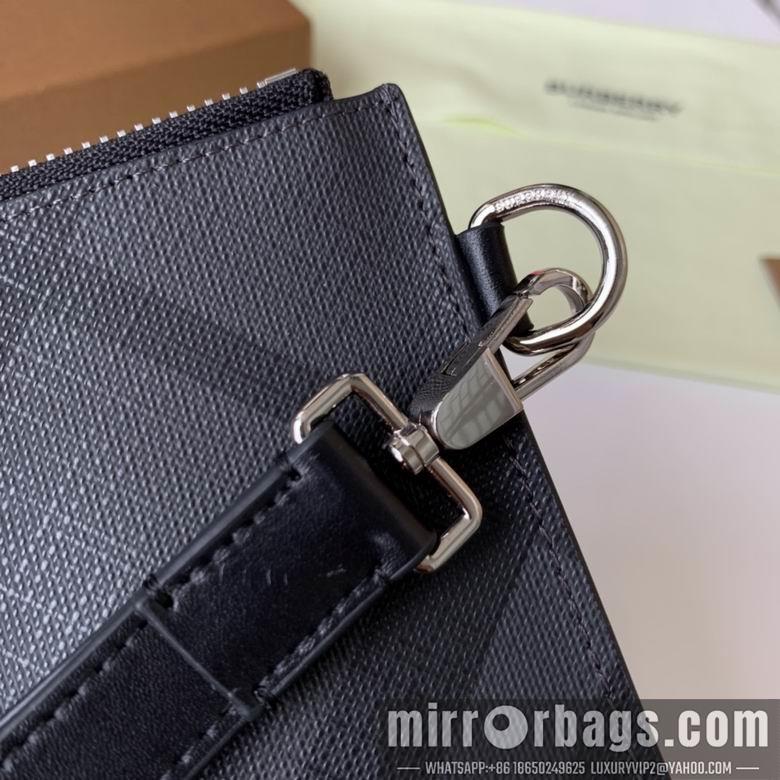 Burberry Bags 80060731 30X19.5cm