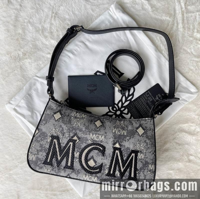 MCM Bags MCM 21X12.5X5CM dy