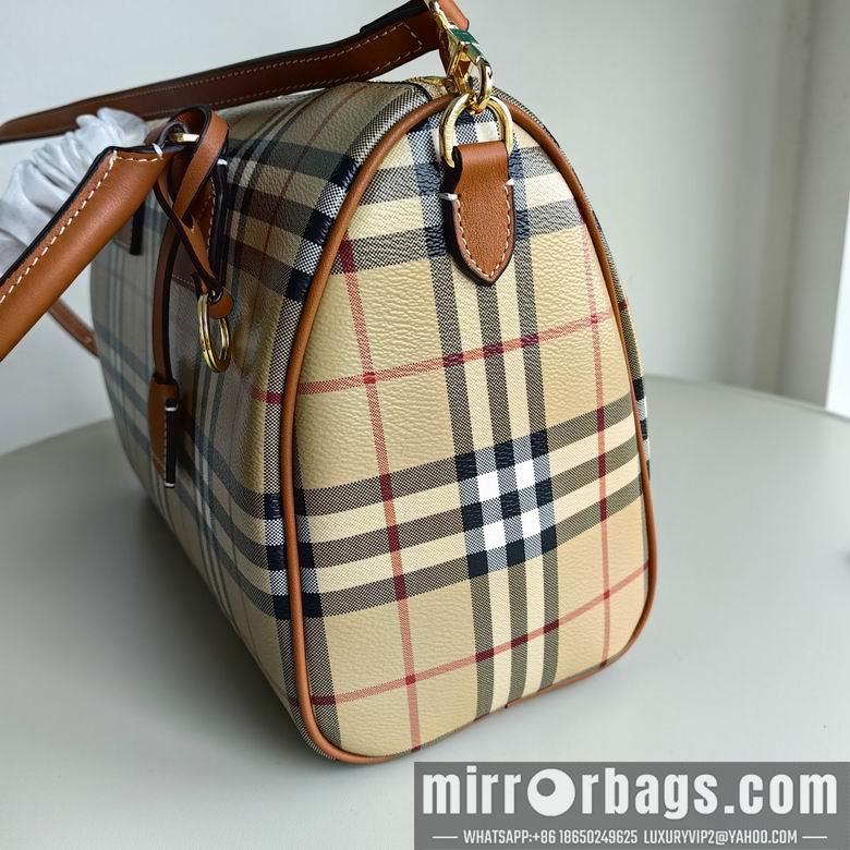 Burberry Bags 30X15X21cm 070604 IQ