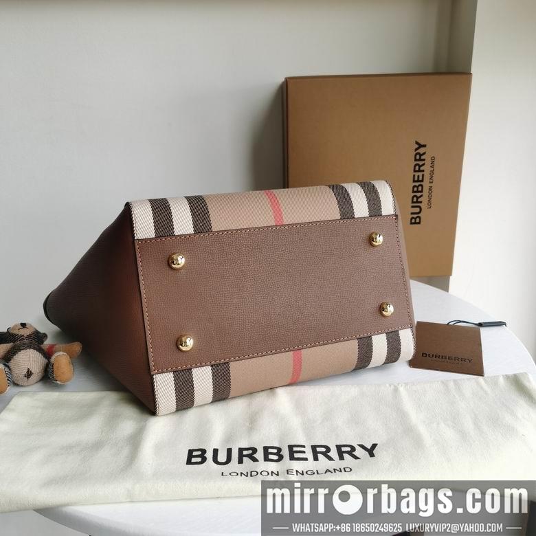 Burberry Bags 29.5X25.5X13cm 032506 IQ 2colour