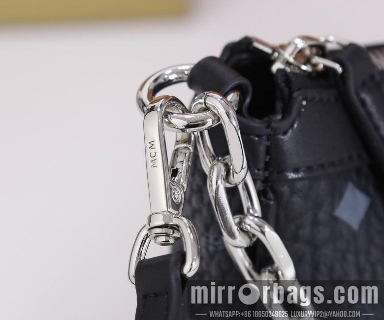 MCM Bags CA6204 12.5X21X5