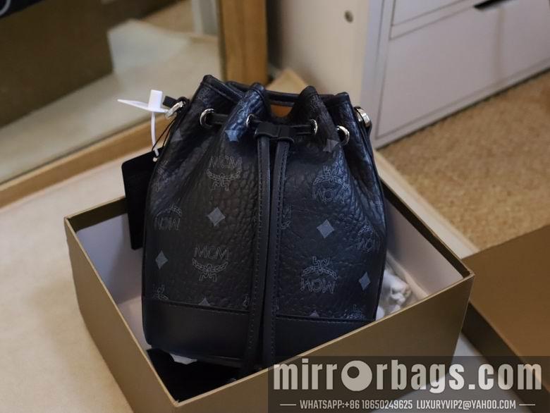 MCM Bags Dessau Visetos 6719 20x14x10cm DY 1