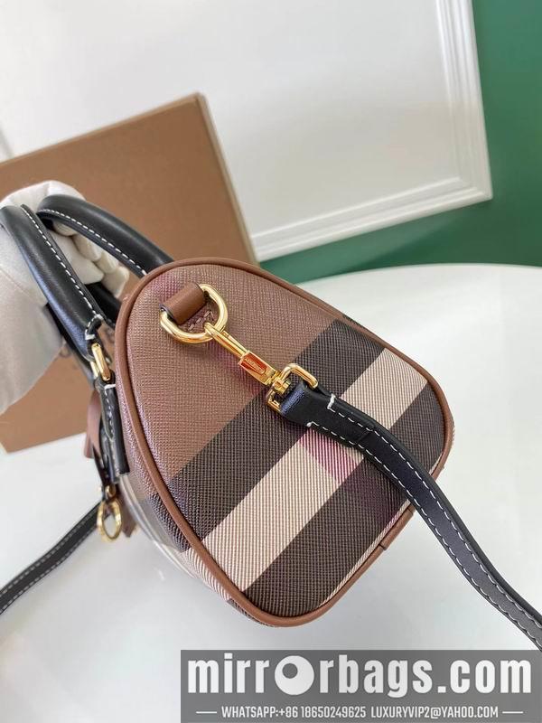 Burberry Bags Burberry 8372 18.5x11x12cm ww