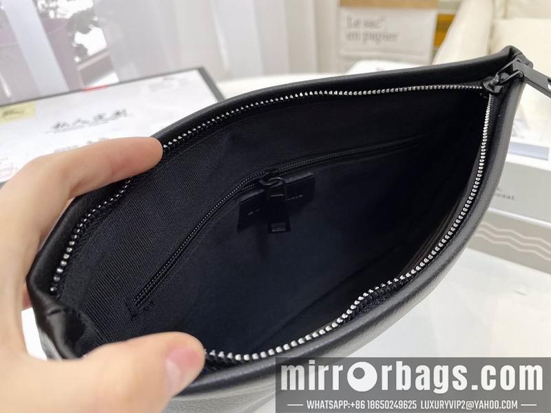 Burberry Bags 5568-1 28.5X18X2.5cm XM
