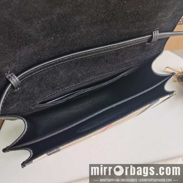 Burberry Bags 8251 24x4x17.5cm HQ 1