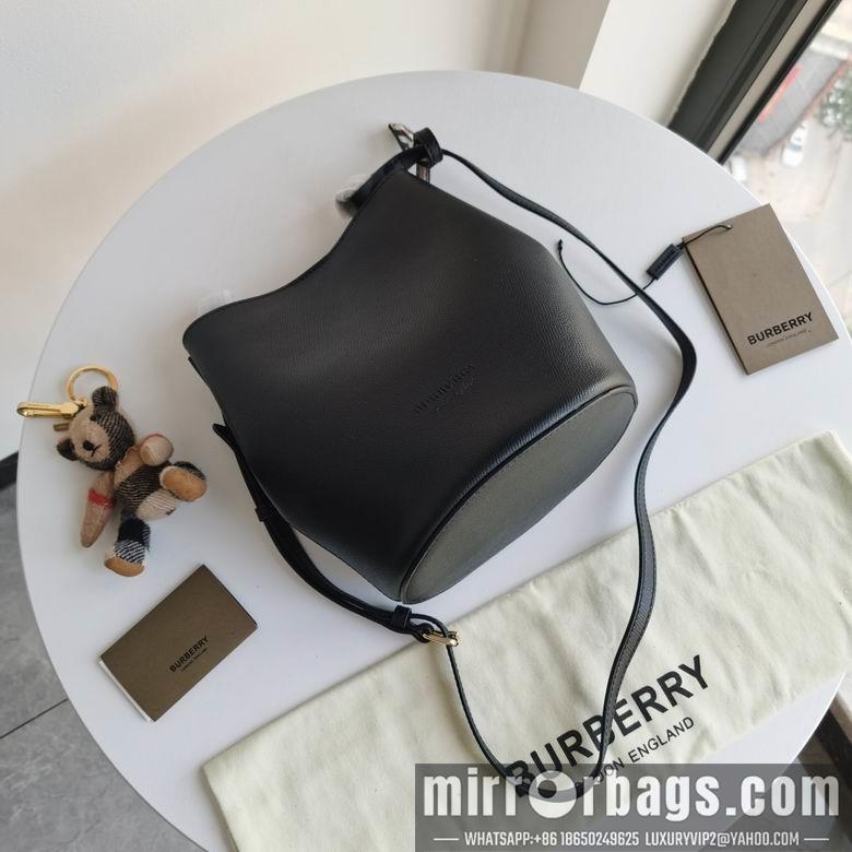 Burberry Bags 1531 18.5X23X15cm XM 5