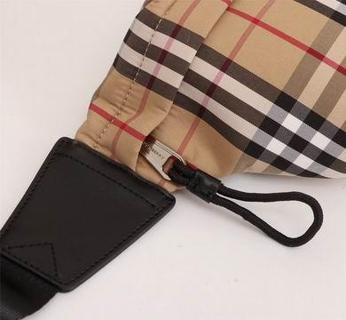 Burberry Bags 80104301 19X13X5cm WP