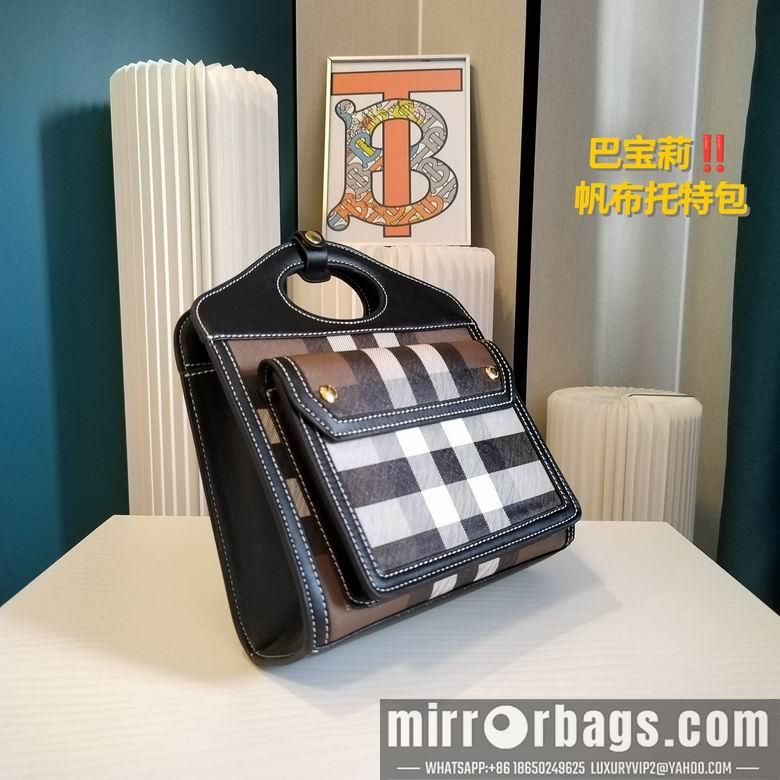 Burberry Bags 23X8X22cm 121419 YG 1