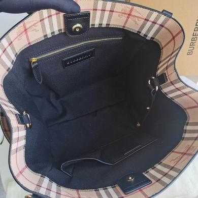 Burberry Bags 26.5X27X15.5cm 033111 XM