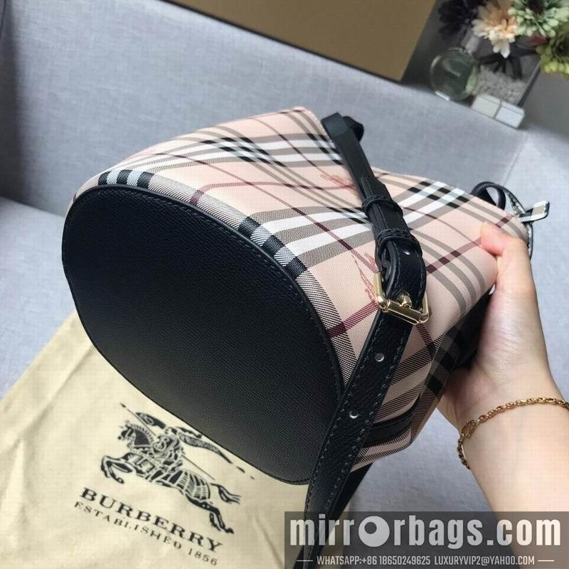 Burberry Bags SH-1581 black