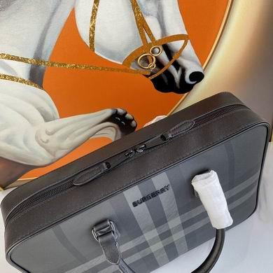 Burberry Bags 80653381 38X9X28cm XM