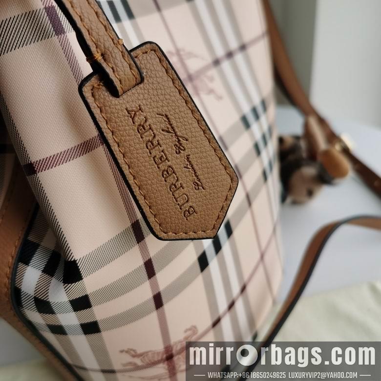 Burberry Bags 1531 18.5X23X15cm IQ 4