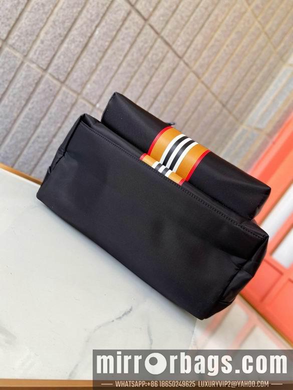 Burberry Bags 3046-15 29X39X15cm XM