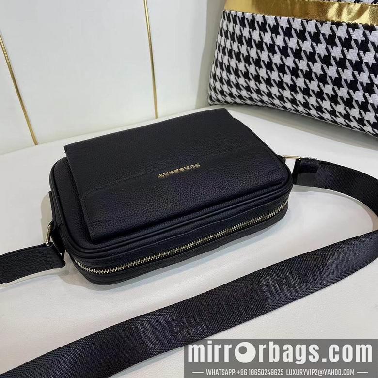 Burberry Bags 66639-3 26X17X6cm WP