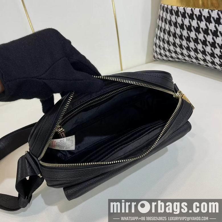 Burberry Bags 66639-3 26X17X6cm WP