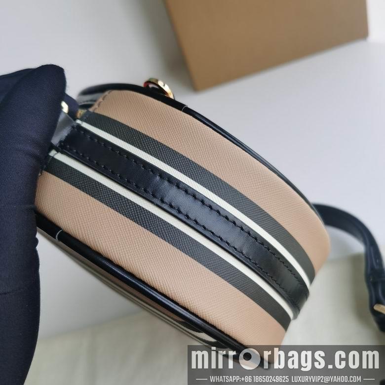 Burberry Bags Louise 17x7x17cm HQ 2