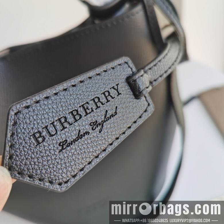 Burberry Bags 1531 18.5X23X15cm IQ 5