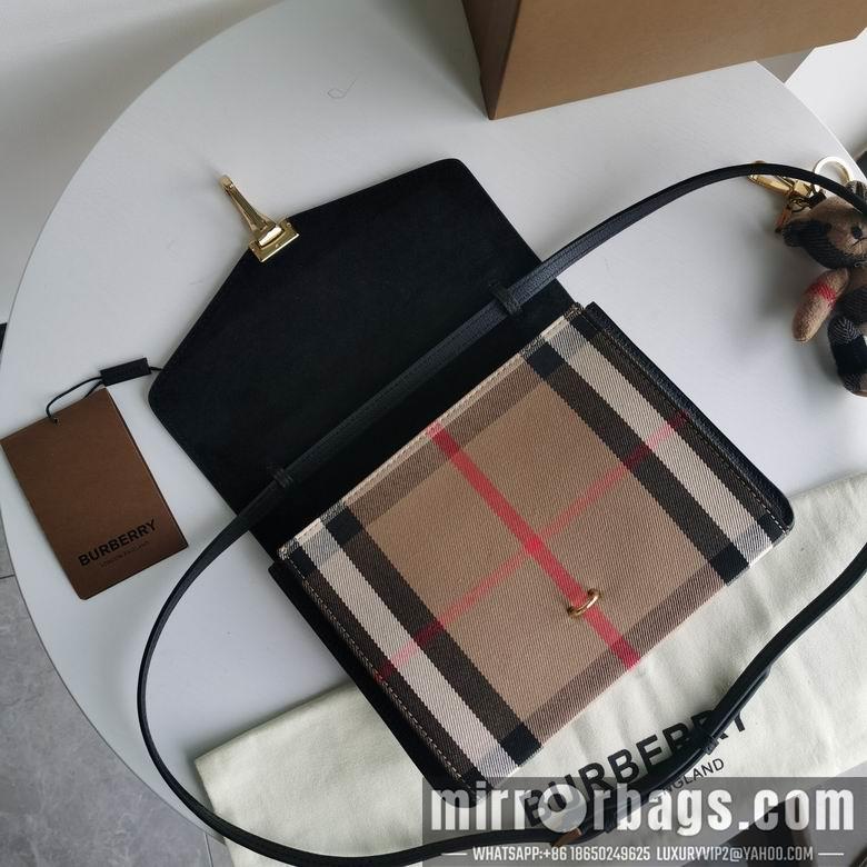 Burberry Bags 8251 24x4x17.5cm HQ 1