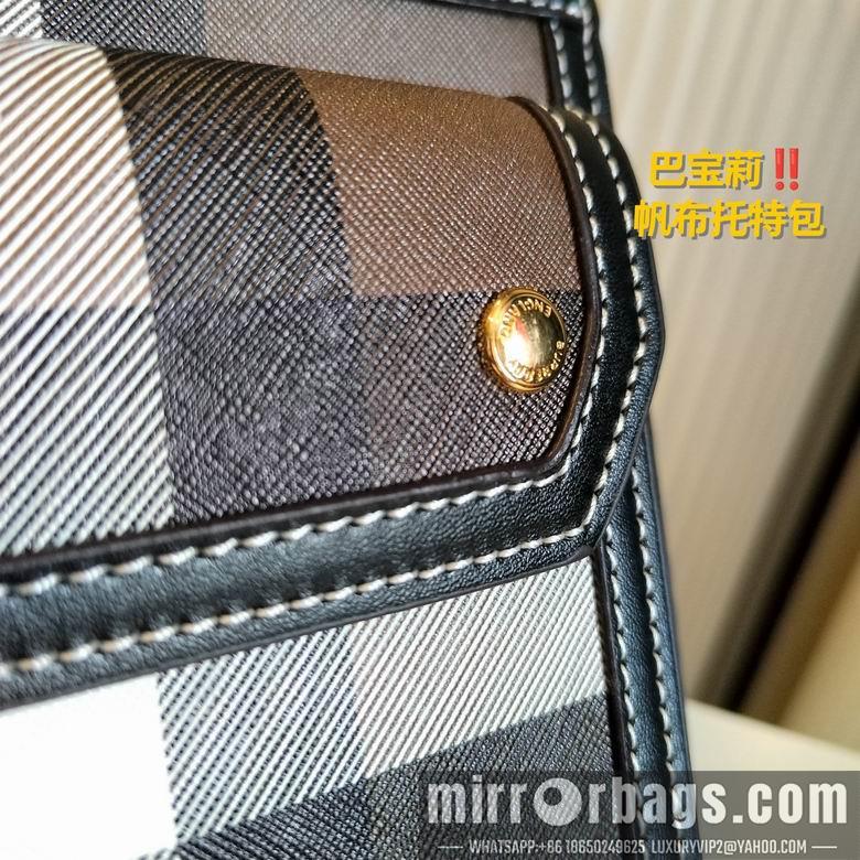 Burberry Bags 23X8X22cm 121419 YG 1
