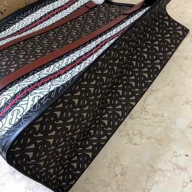 Burberry Bags 80172101 34X16X40cm SC