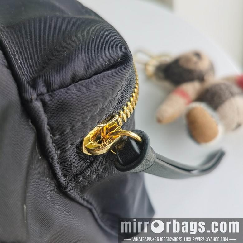 Burberry Bags 8791 31X14X38cm IQ 5
