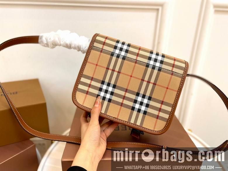 Burberry Bags 22X19cm 061902 WP 2colour