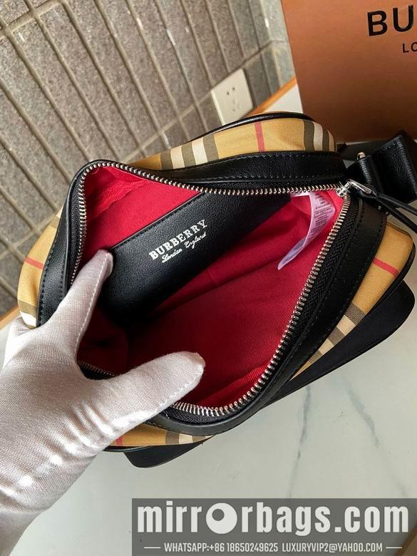 Burberry Bags 8010152 22X15X12cm XM