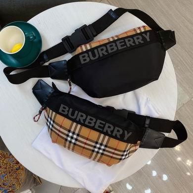 Burberry Bags 80265571 31X19cm WP