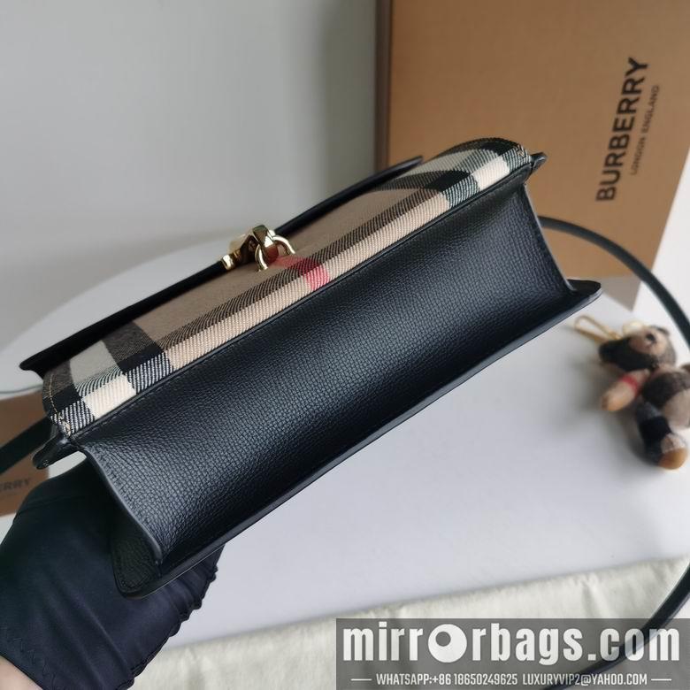 Burberry Bags 8251 24x4x17.5cm HQ 1