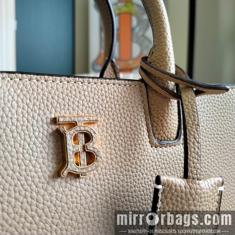 Burberry Bags 27X20cm 121415 YG 4