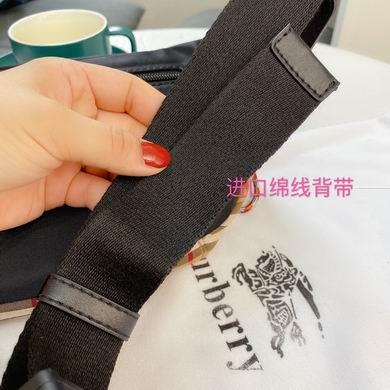 Burberry Bags 8025668 31X19cm WP