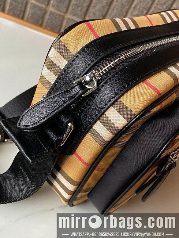 Burberry Bags 8010152 22X15X12cm XM