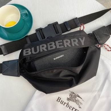 Burberry Bags 8025668 31X19cm WP