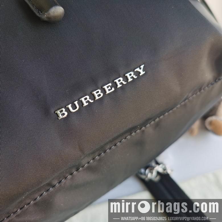 Burberry Bags 8791 31X14X38cm IQ 3
