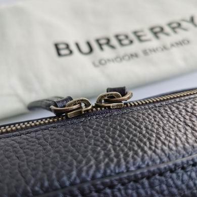 Burberry Bags 40755292 38X9X28cm XM