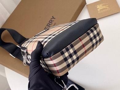 Burberry Bags 0389-4 30X17.5X5cm XM