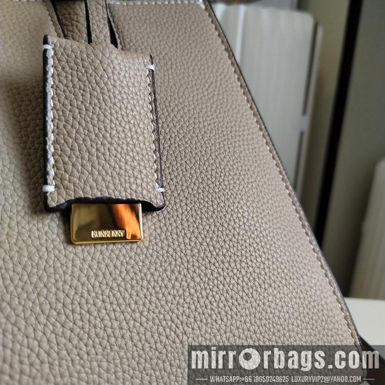 Burberry Bags 27X20cm 060807 XMY 4