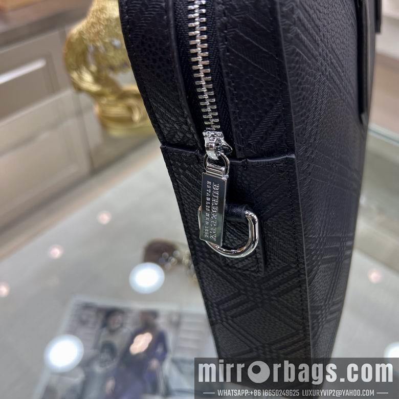Burberry Bags 66212-1 39X6.5X29cm XM
