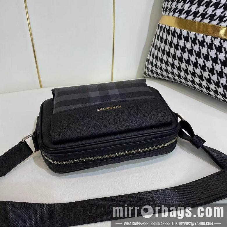 Burberry Bags 6641-3 26X17X6cm WP